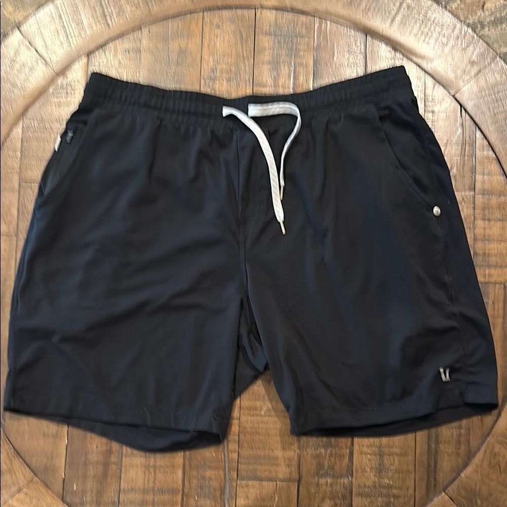 Vuori Ponto Shorts -Black